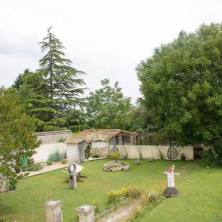 Bed and Breakfast Le Charhido Saint-Fort-sur-Gironde Zewnętrze zdjęcie