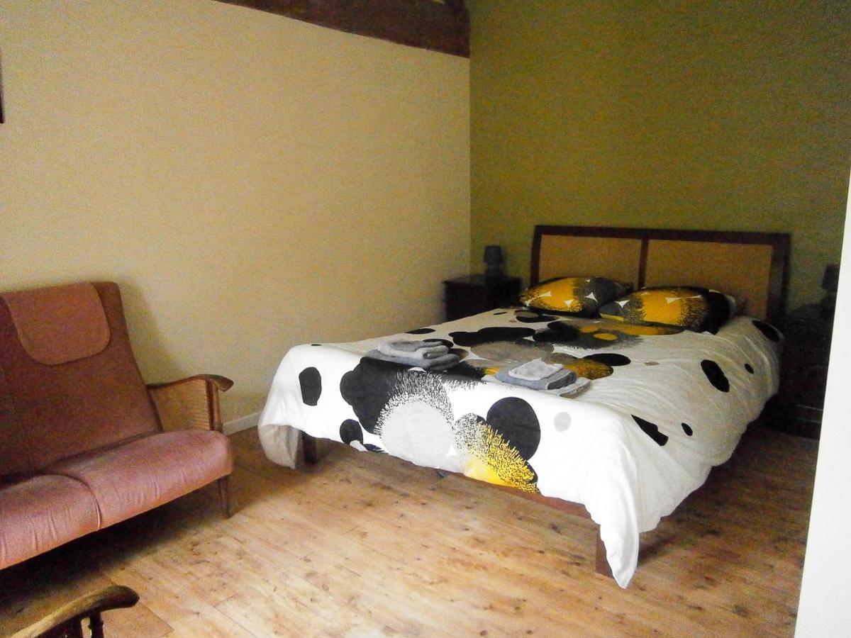 Bed and Breakfast Le Charhido Saint-Fort-sur-Gironde Zewnętrze zdjęcie